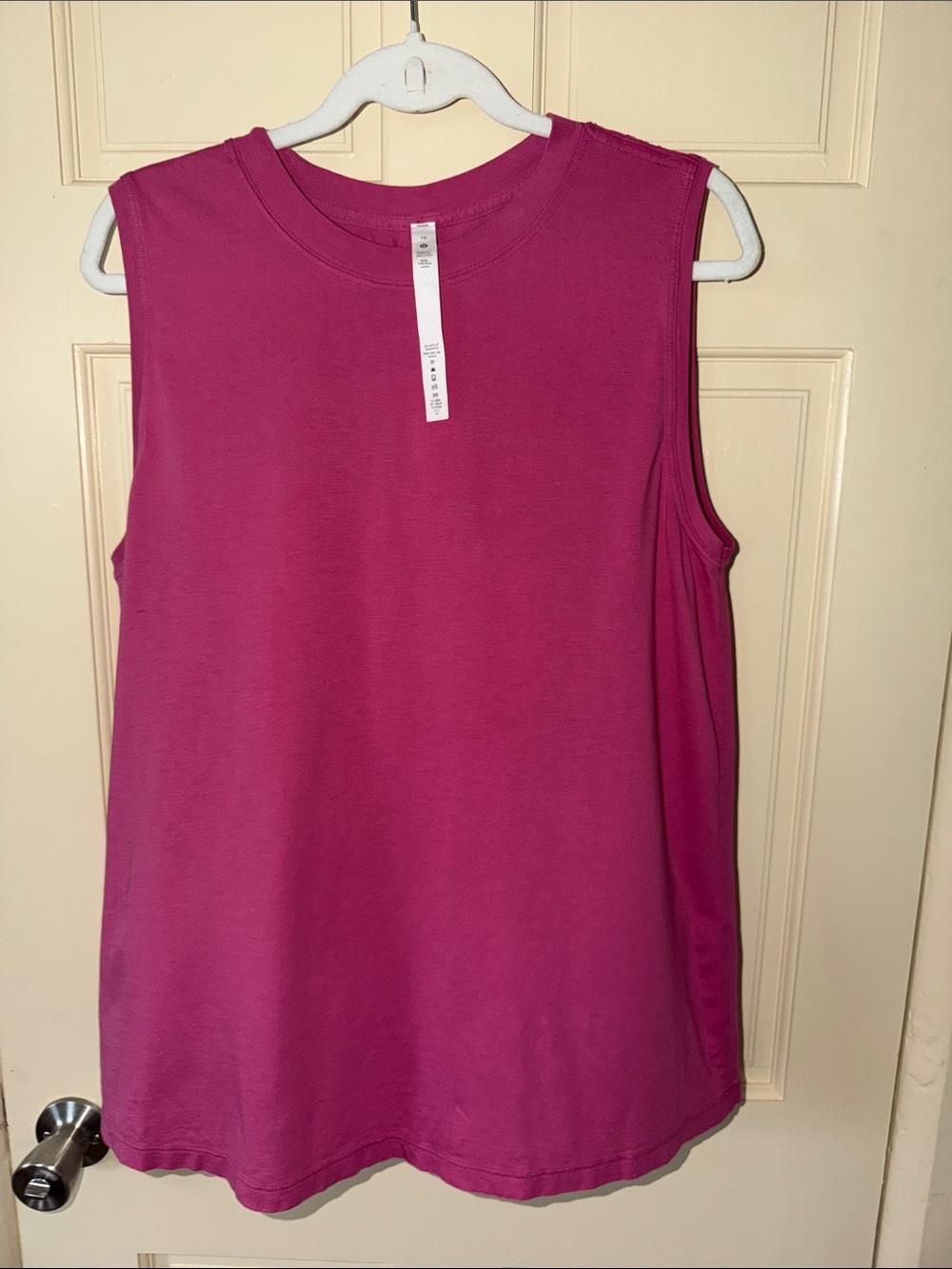 lululemon athletica Sleeveless Crewneck Tank - Magenta 100 cotton